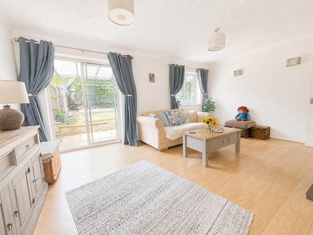 Property photo 2 of 15