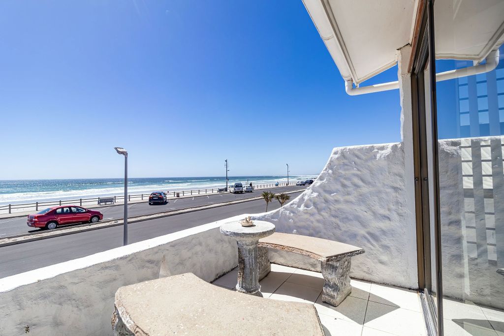 Property photo 2 of 29 La1725361