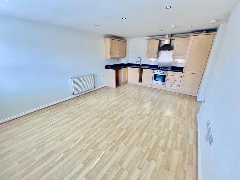 Property photo 2 of 8 Kitchen Living.Jpg