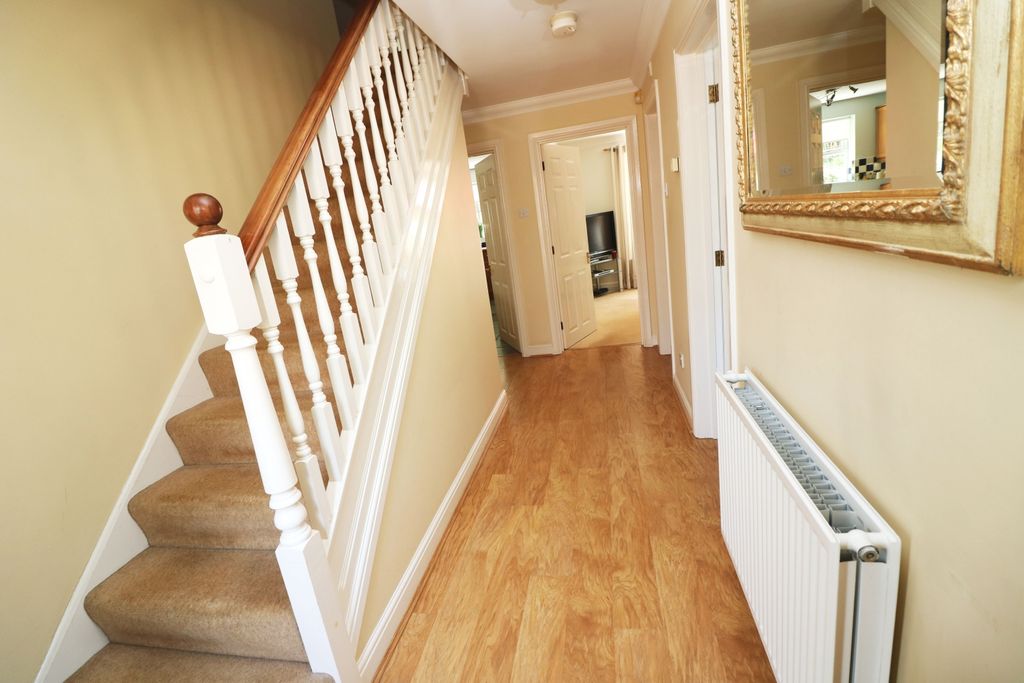 Property photo 3 of 19 Hallway
