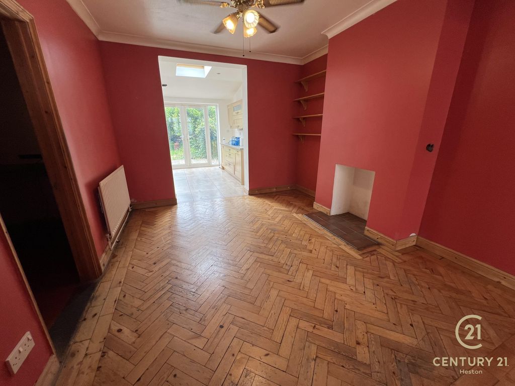 Property photo 3 of 14