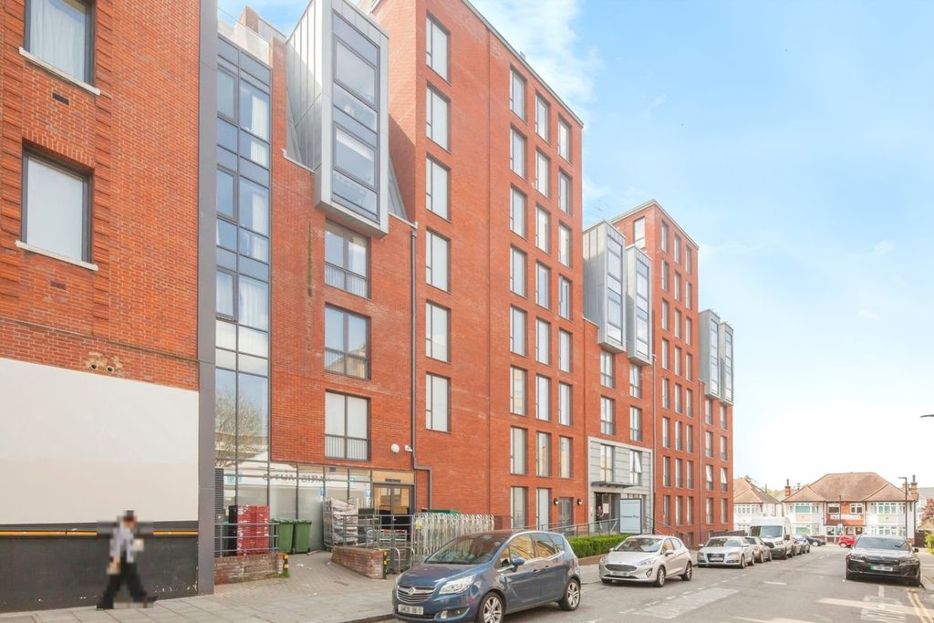 Property photo 1 of 14