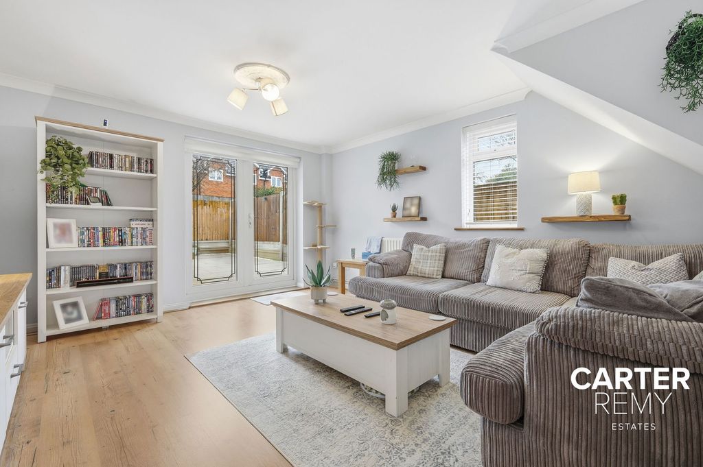 Property photo 3 of 22