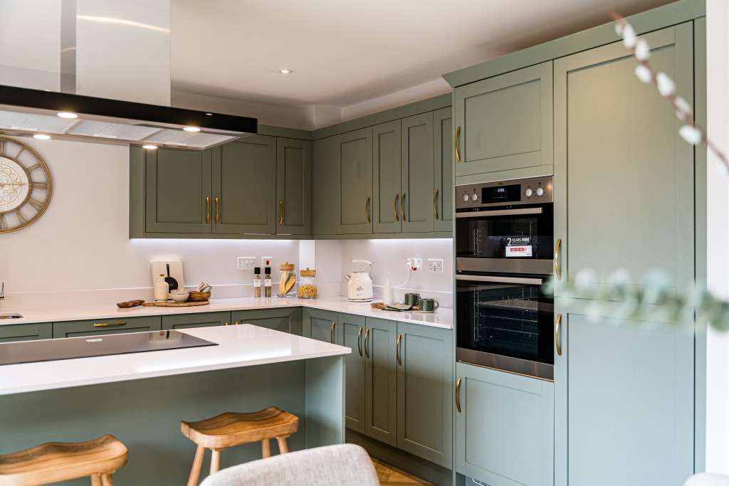 Property photo 3 of 11