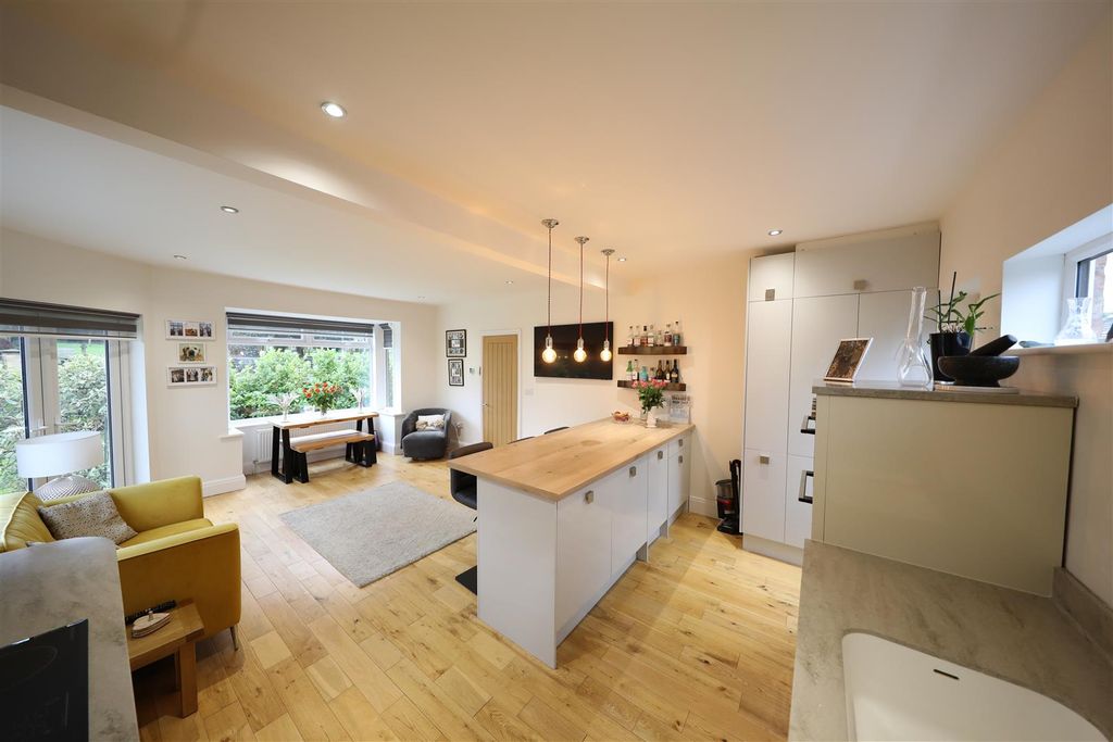 Property photo 2 of 22 0A9A8769.Jpg