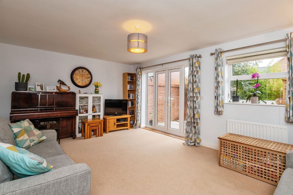 Property photo 3 of 17