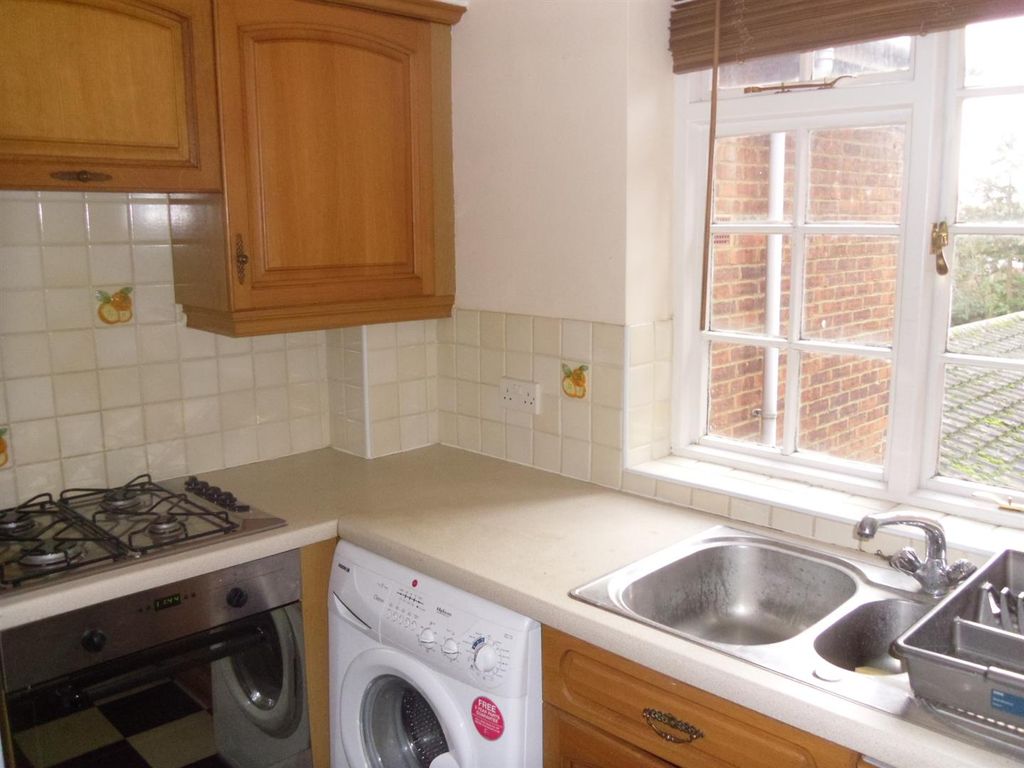 Property photo 3 of 4