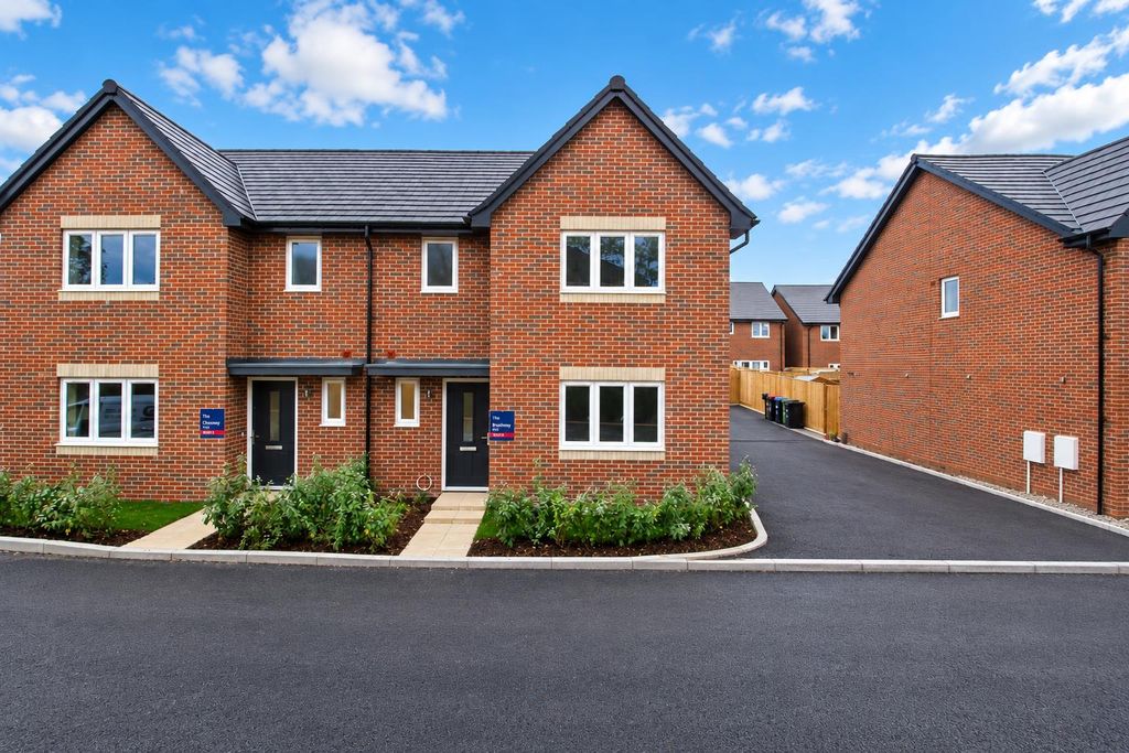 Property photo 1 of 14 2.Png