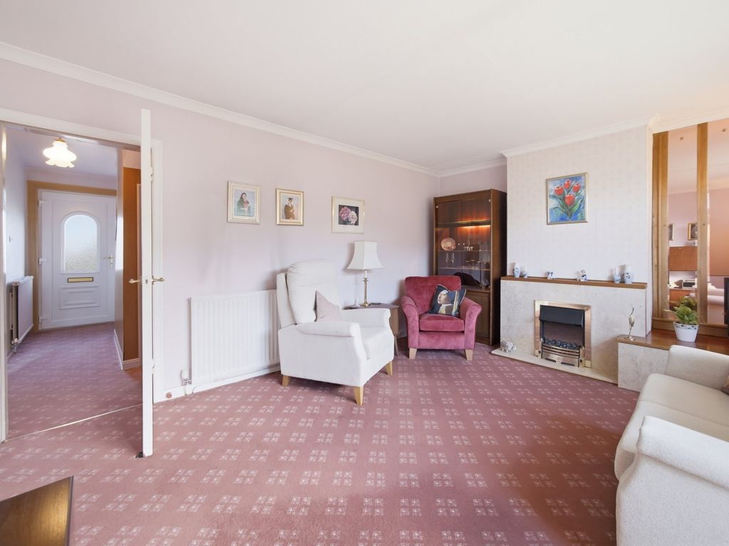 Property photo 3 of 27 Picture 3