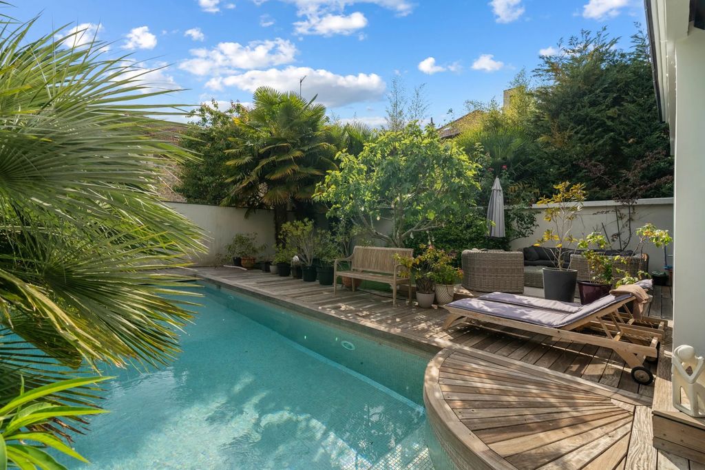 Property photo 3 of 23