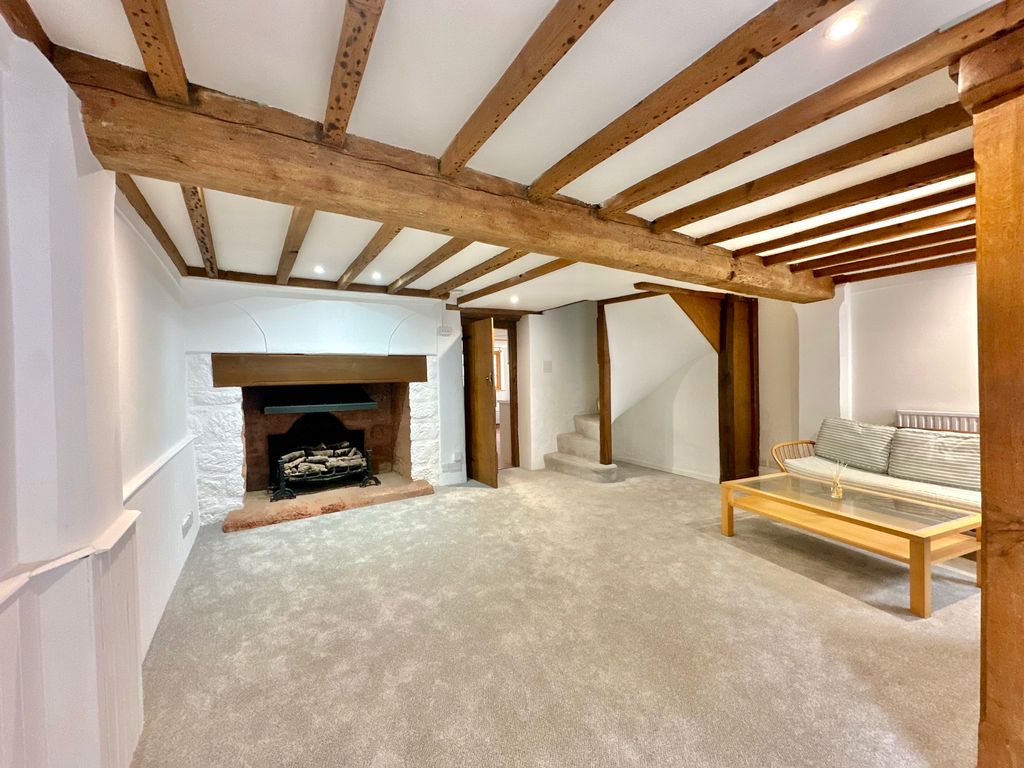 Property photo 2 of 23