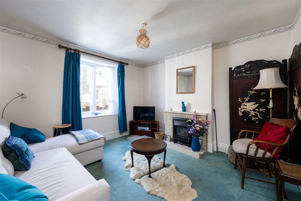 Property photo 3 of 10 Yarmouth_Spence Willard-7.Jpg