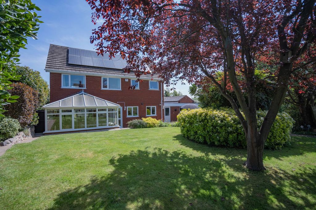 Property photo 3 of 23