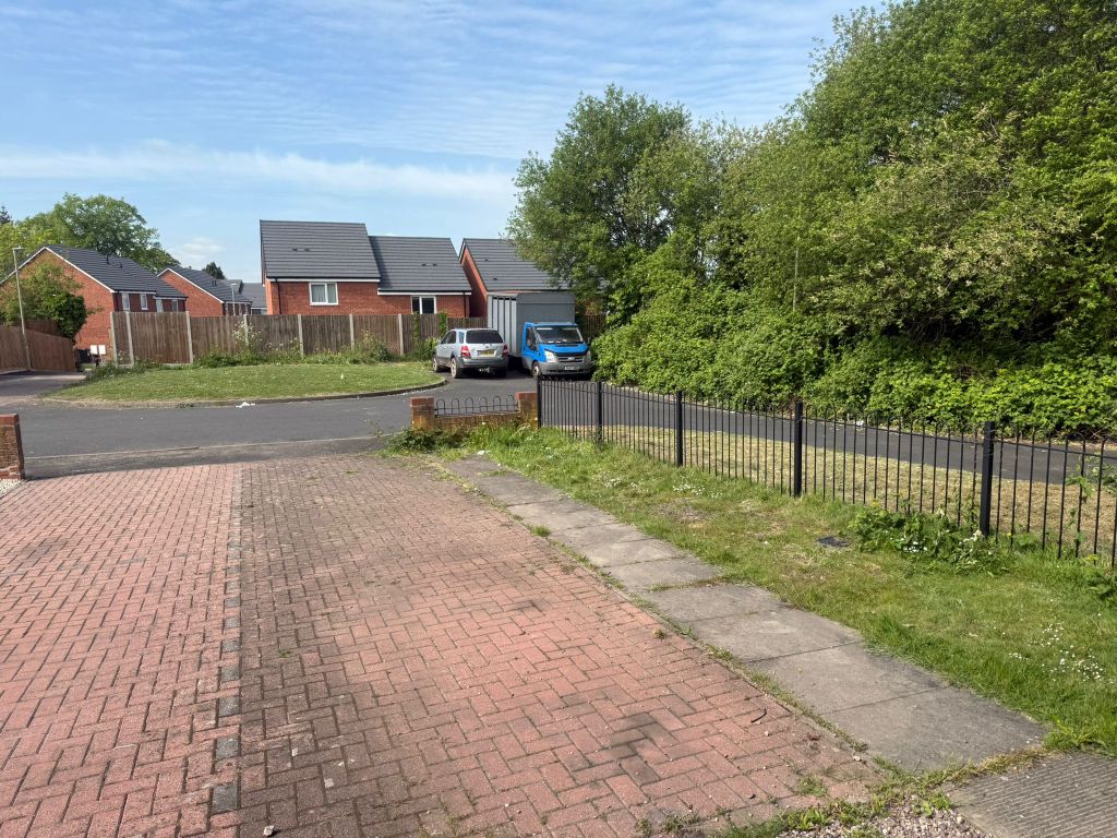 Property photo 3 of 21