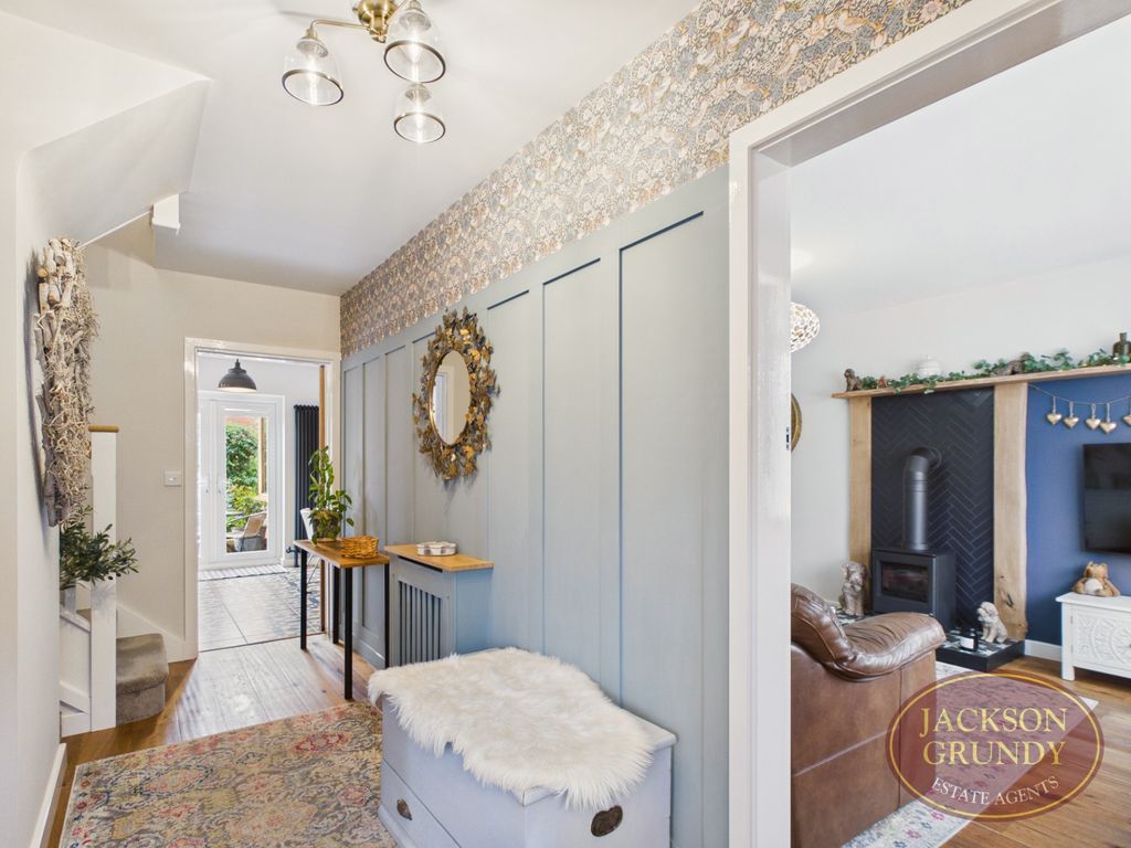 Property photo 3 of 28 Stone Brigg Way