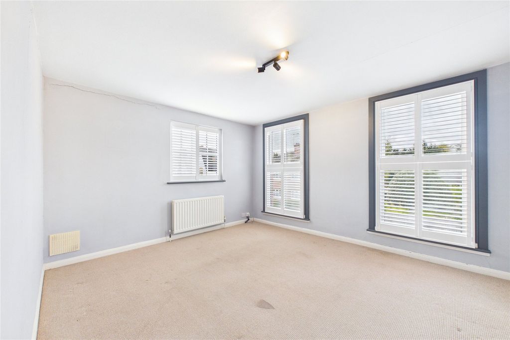 Property photo 2 of 8 Picture No. 04