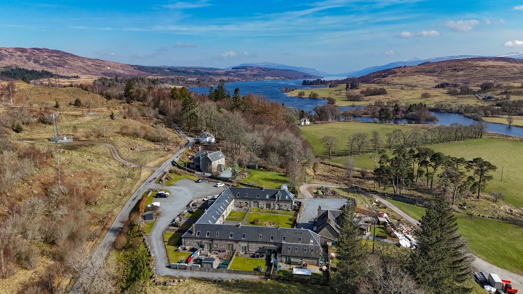 Property photo 2 of 32 Dji_20260320124953_0030_D