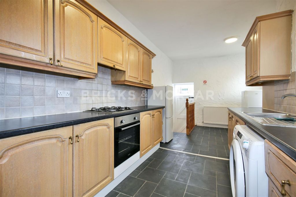 Property photo 1 of 7 Img_2844.Jpg