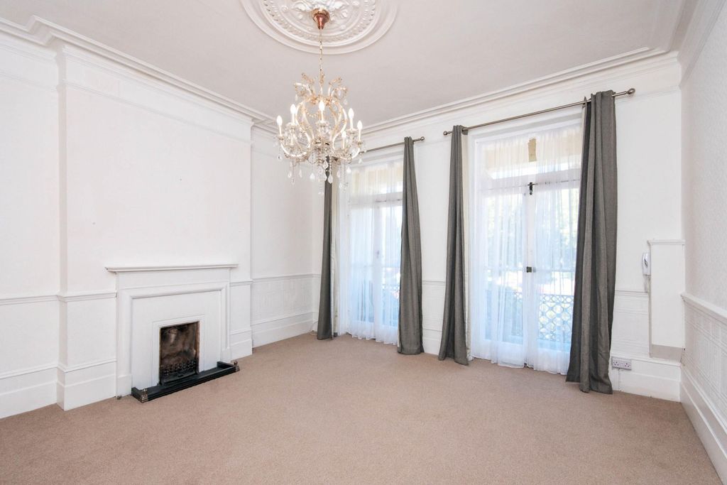 Property photo 2 of 9 Living Room
