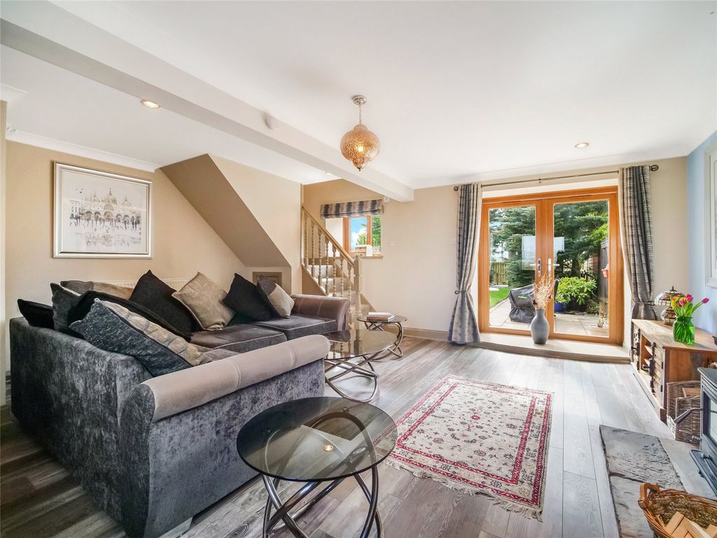 Property photo 2 of 26 Picture No. 25