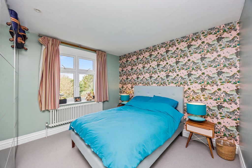 Additional image 21 of 5 bed semi-detached house for saleHaywards Road, Haywards Heath RH16