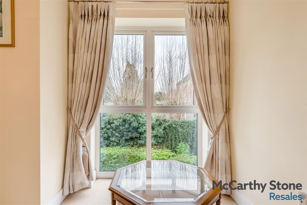 Property photo 2 of 21 8685589-Interior03.Jpg