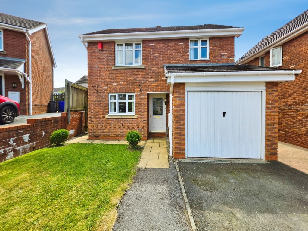 Property photo 1 of 30 Pbox-Img.Jpg