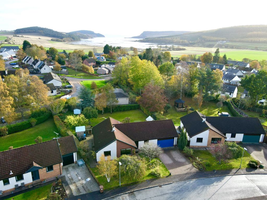 Property photo 1 of 38