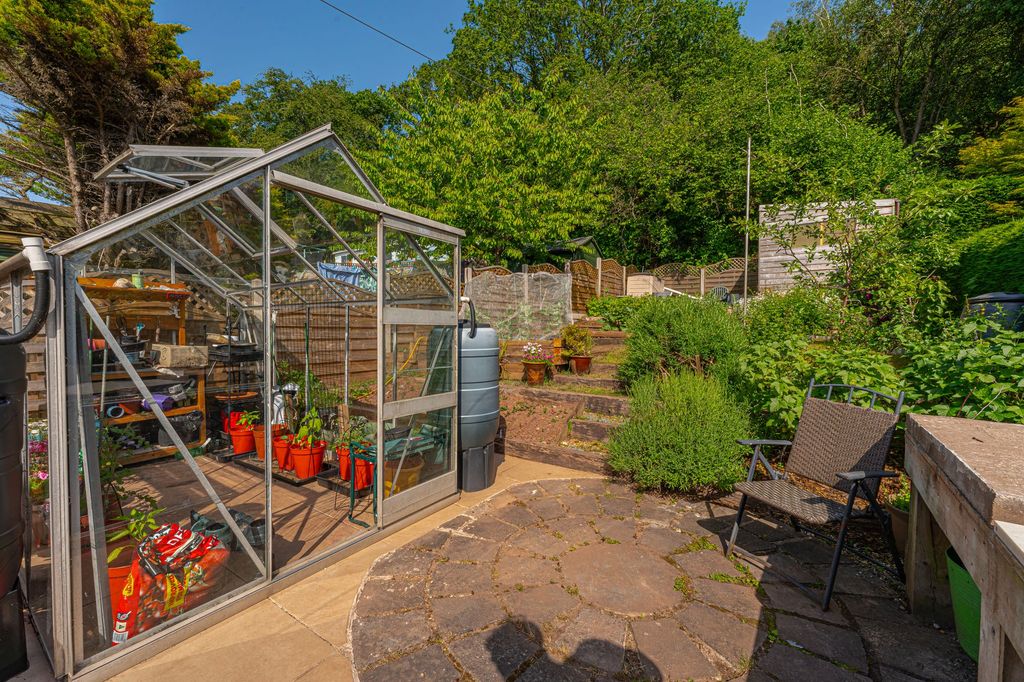 Additional image 35 of 3 bed semi-detached house for saleGraig Park Hill, Newport NP20