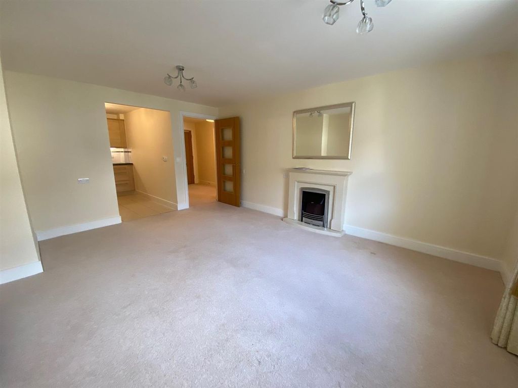 Property photo 3 of 14 Lounge 1.Jpg