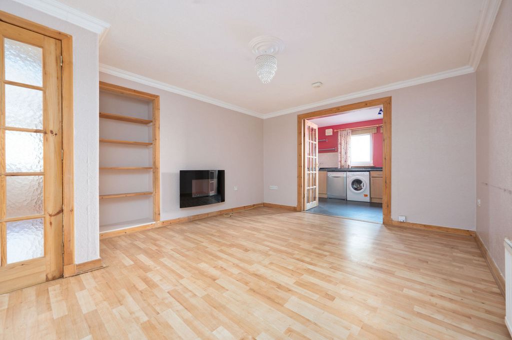 Property photo 3 of 29