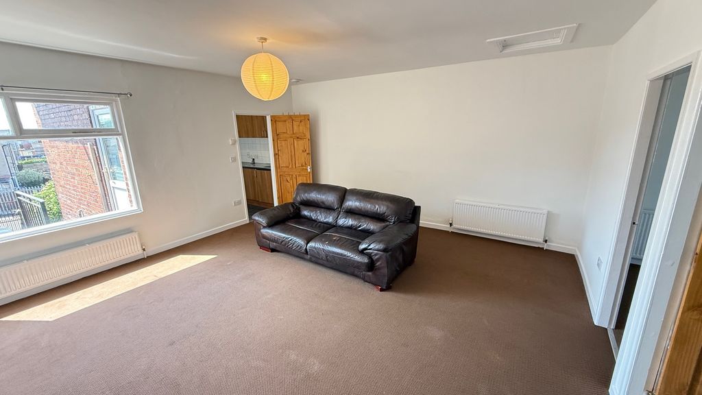 Property photo 1 of 8 Image