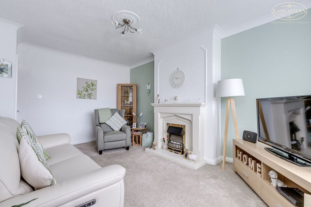 Property photo 3 of 21 Reception Room