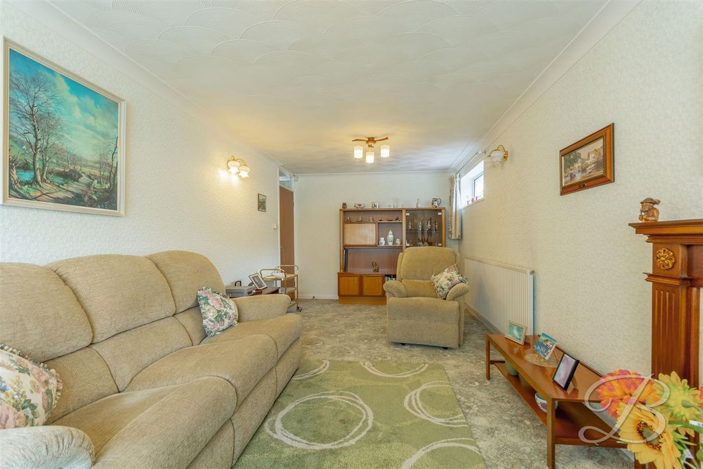 Property photo 3 of 12 Z-2Ajf1Bxeuen-Xgdt2Gtw.Jpg