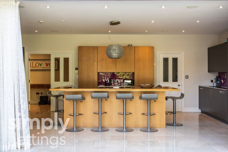 Additional image 9 of 8 bed property to rentPalmeira Avenue, Hove BN3