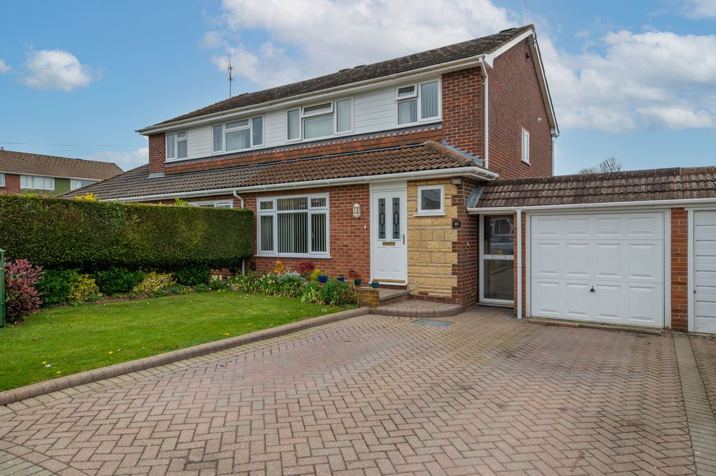 Property photo 1 of 15 Photo 2