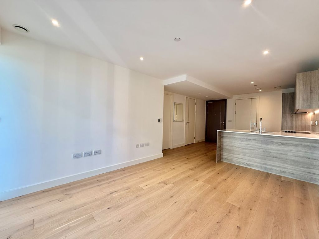 Property photo 2 of 13 Gallery