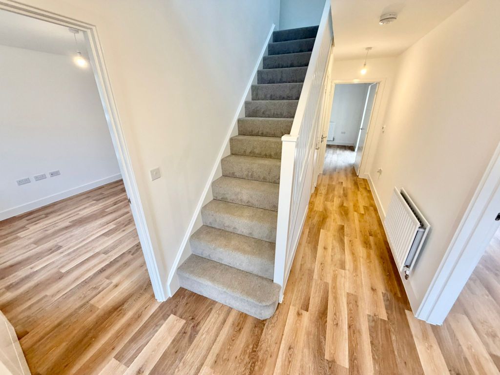 Property photo 3 of 17 3