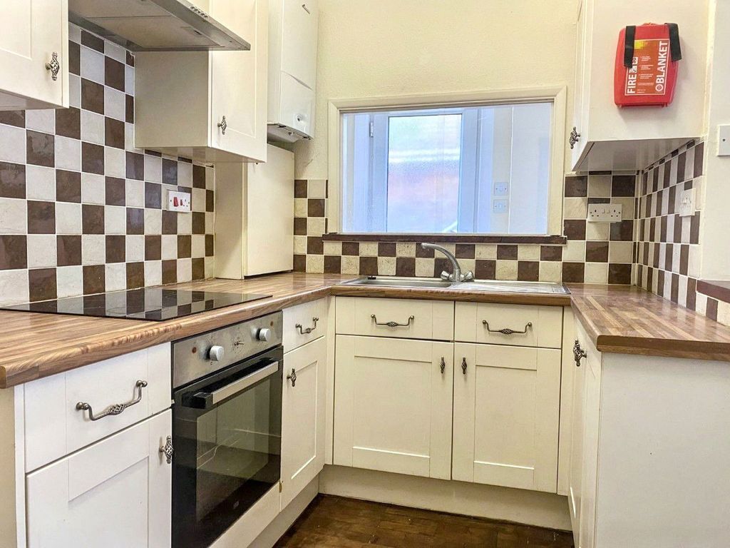 Property photo 3 of 9