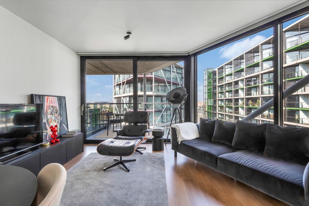 Property photo 1 of 9