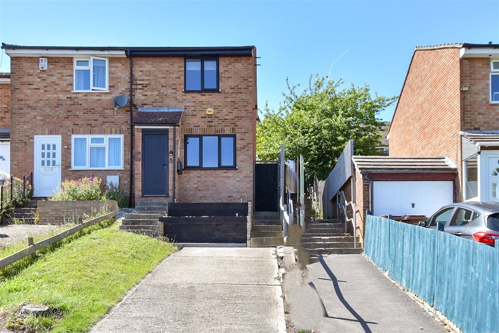 Property photo 1 of 10 External (Brochure)