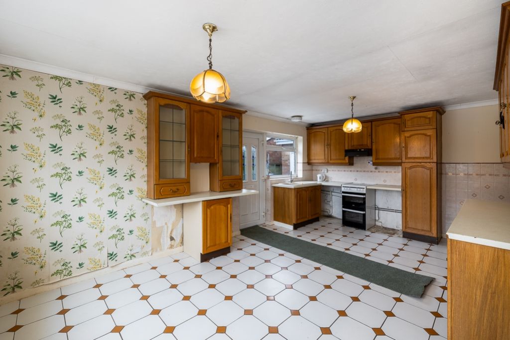 Property photo 2 of 22 Heather Lodge (Boston)-15