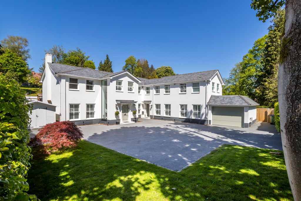Property photo 1 of 26
