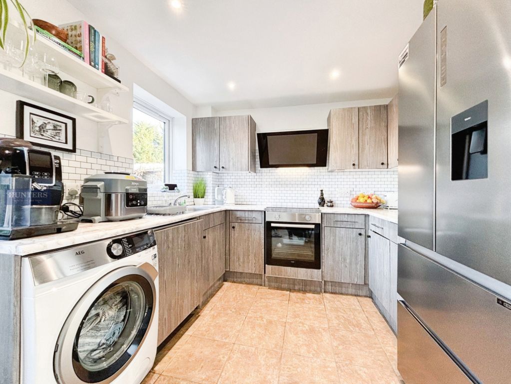 Property photo 3 of 20 Kitchen/Diner