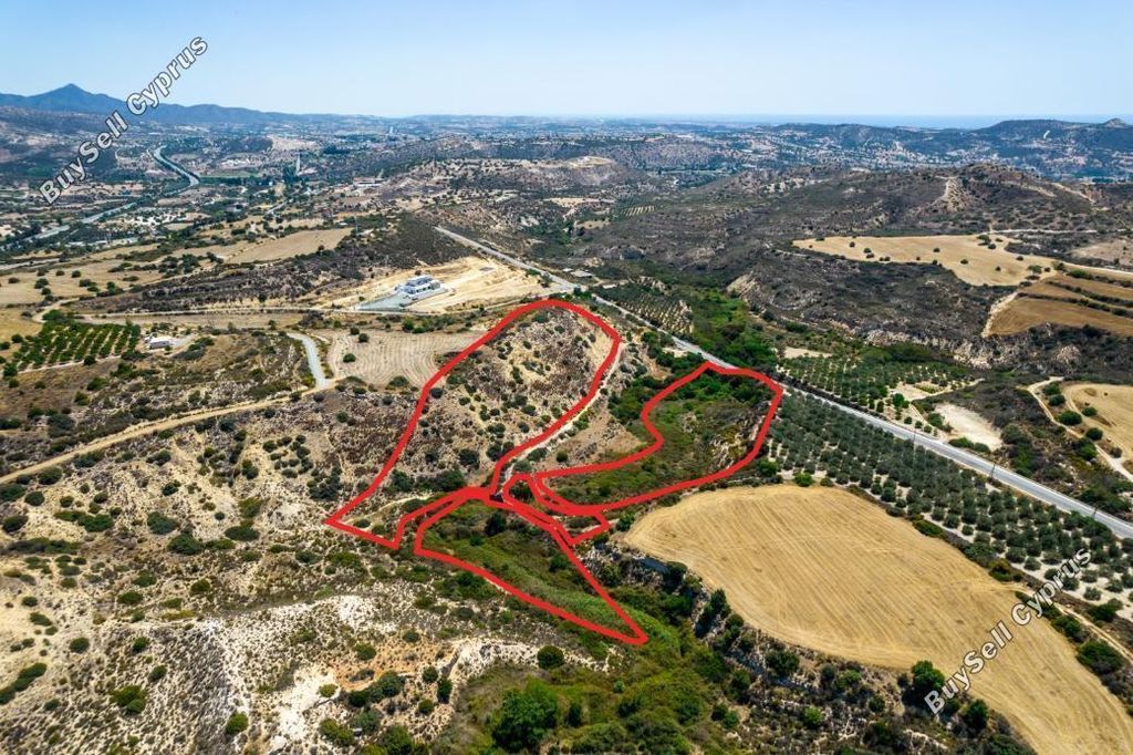 Property photo 3 of 4