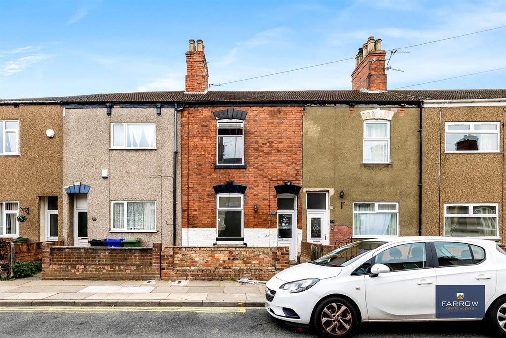 Property photo 1 of 19 Front