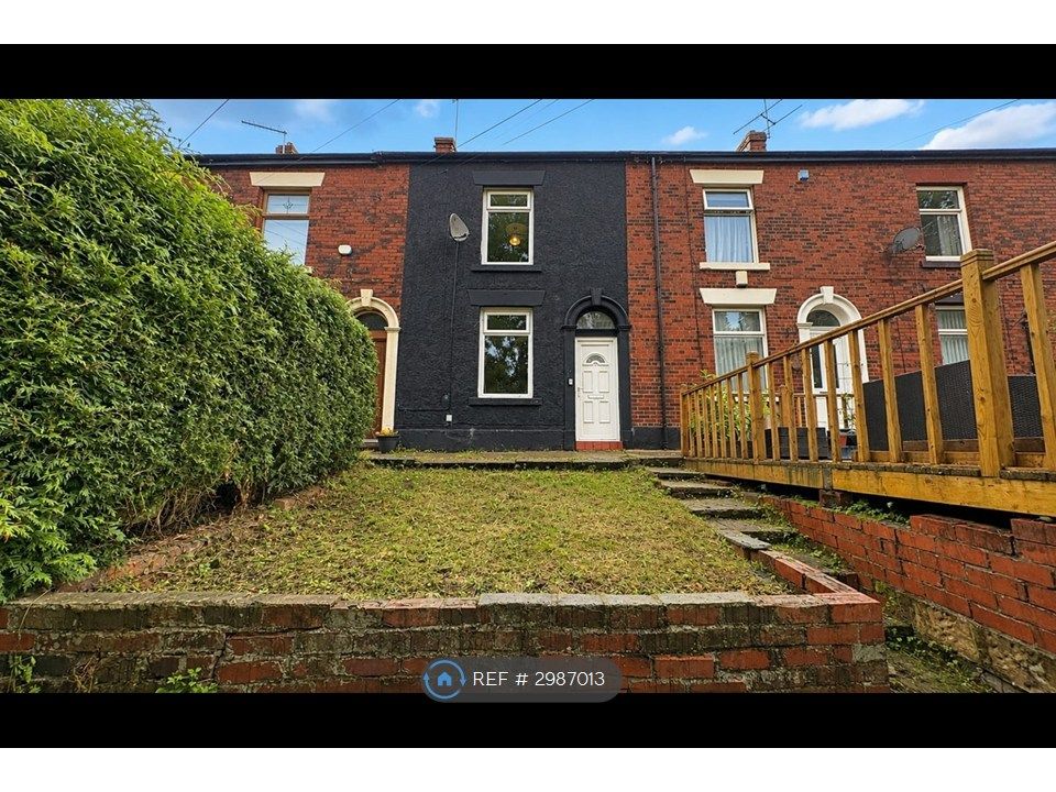 Property photo 2 of 13