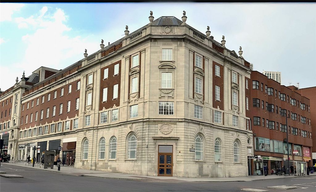 Property photo 1 of 9 The Bank