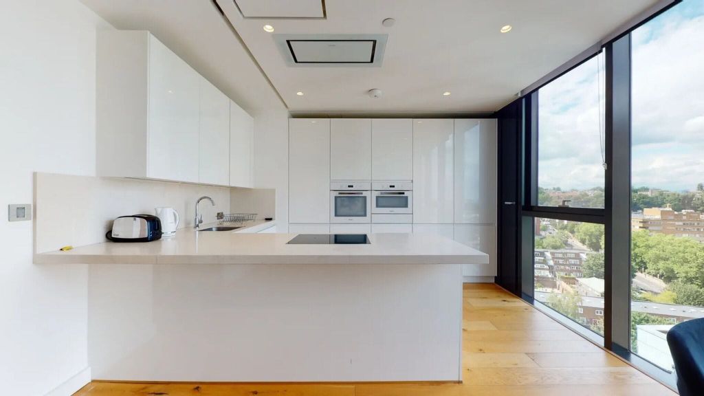 Property photo 2 of 16 Kitchen