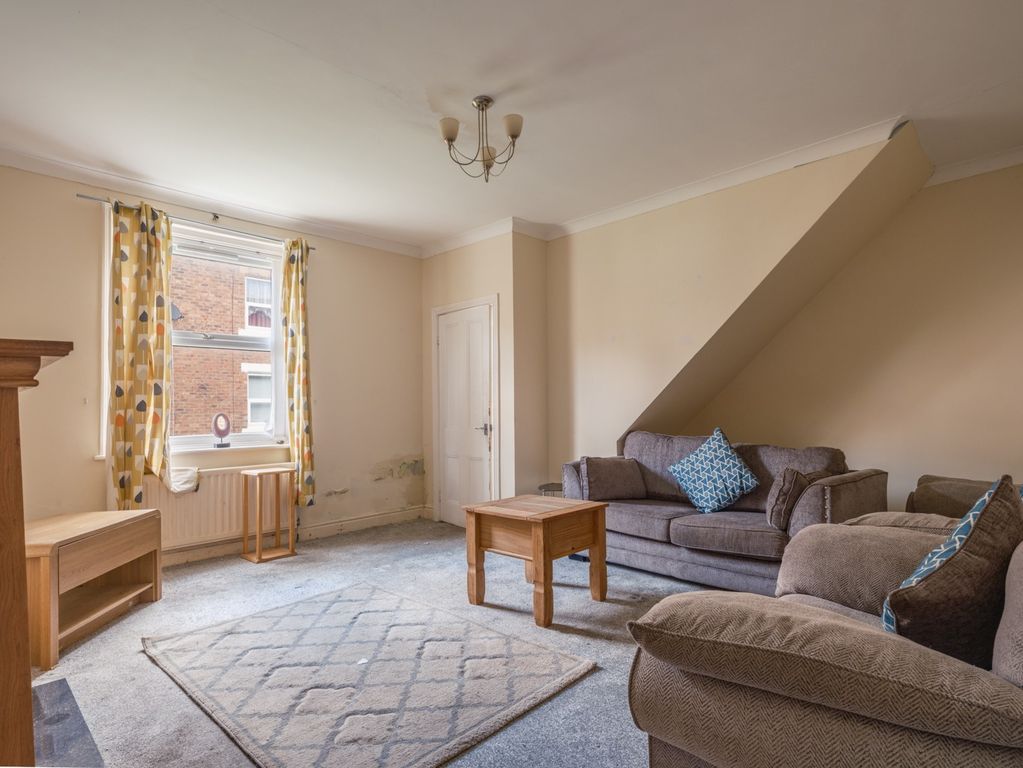 Property photo 2 of 9 5018801